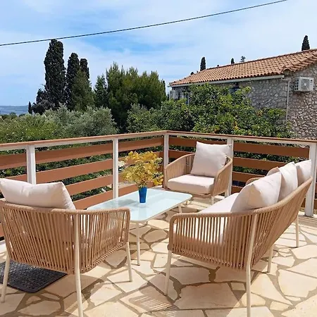 Olive House Ferienhaus